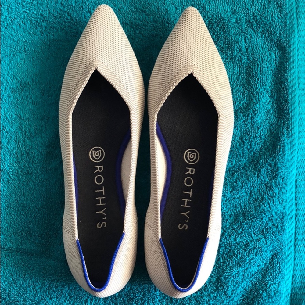 Rothy’s Flax Pointed Flats